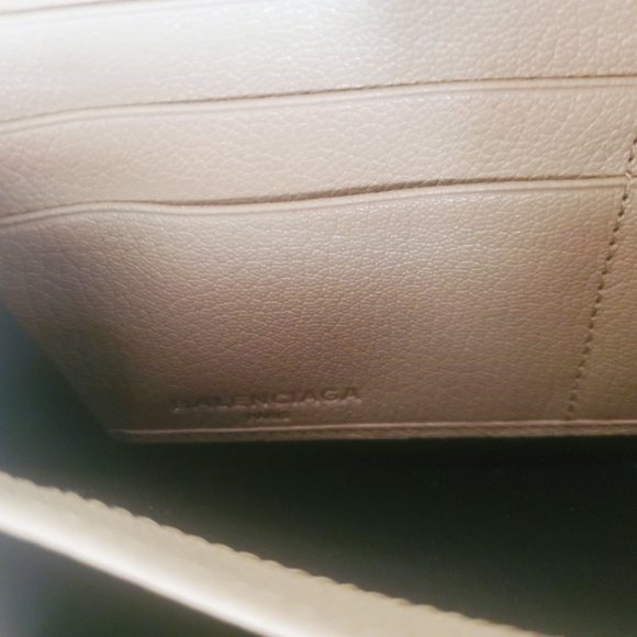 BALENCIAGA Metallic Edge Zip Around Wallet Beige Sahara - Silver NEW - Picture 5 of 5